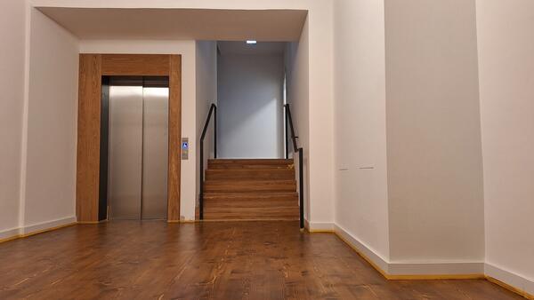 barrierefrei, Kollegiengeb&auml;ude - Goldknopfgasse