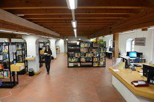 Bild vergr&ouml;&szlig;ern: Anmeldung und Information im 2. OG