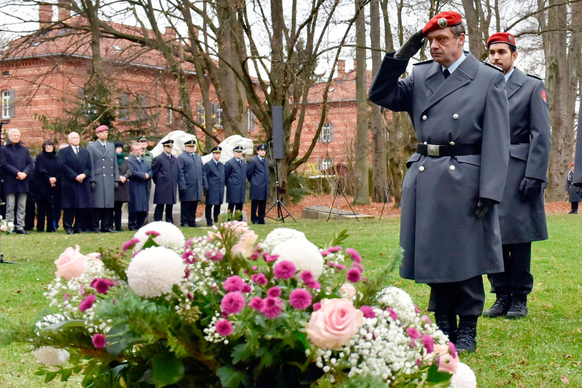 Gedenkveranstaltungen - Themenbild Veranstaltungen
