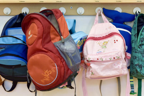 Kindertageseinrichtung - Rucks&auml;cke