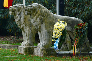 Bild vergr&ouml;&szlig;ern: Zentrale Gedenkfeier zum Volkstrauertag