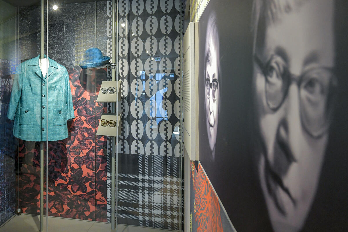 Kost&uuml;m von Marieluise Flei&szlig;er, ausgestellt im Flei&szlig;erhaus