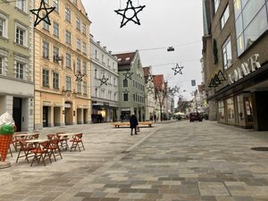 Bild vergr&ouml;&szlig;ern: Abschluss der Pflasterarbeiten in der Fu&szlig;g&auml;ngerzone