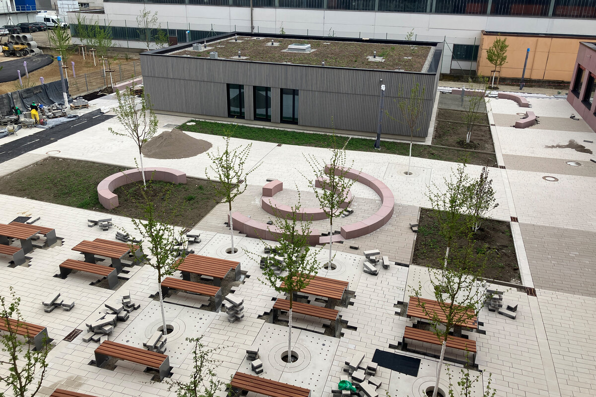 Jugendtreff und Au&szlig;enanlage Mittelschule S&uuml;dost