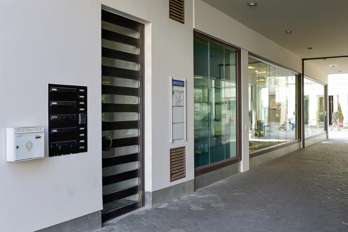 Zugang zur Ludwigstra&szlig;e 9