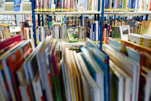 Bild vergr&ouml;&szlig;ern: Auch in der Stadtteilb&uuml;cherei S&uuml;dwest werden F&uuml;hrungen angeboten