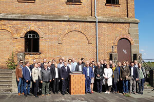 Bild vergr&ouml;&szlig;ern: Legung der Zeitkapsel am 17. Mai 2019