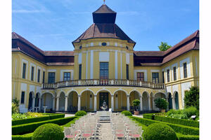 Bild vergr&ouml;&szlig;ern: Heiraten im Arzneipflanzengarten