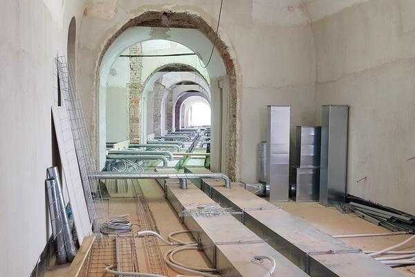 Die Installation von L&uuml;ftung und Elektro ist abgeschlossen