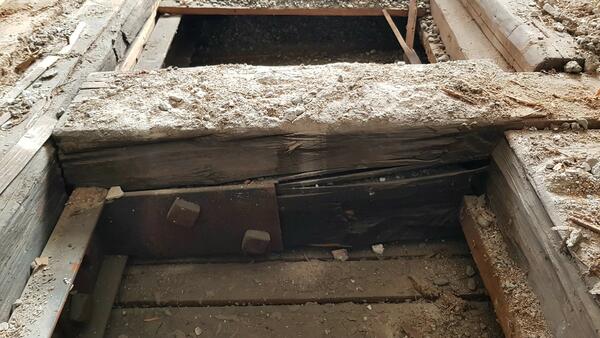 Zeugen fr&uuml;herer Umbauten