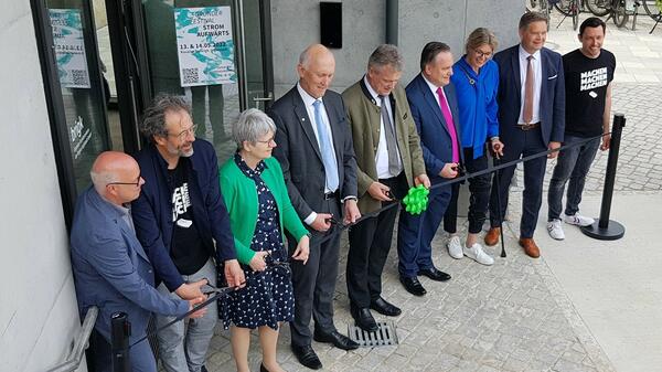 Offizielle Er&ouml;ffnung