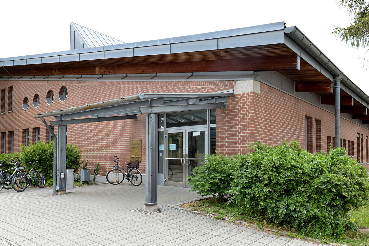 Stra&szlig;enverkehrsamt