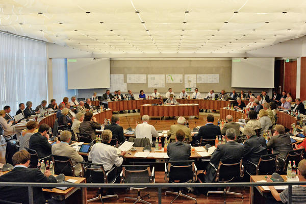 Politik, Wahlen, Geschichte