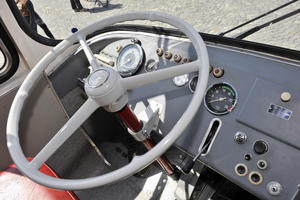 Bild vergr&ouml;&szlig;ern: Innenansicht vom Nostalgiebus